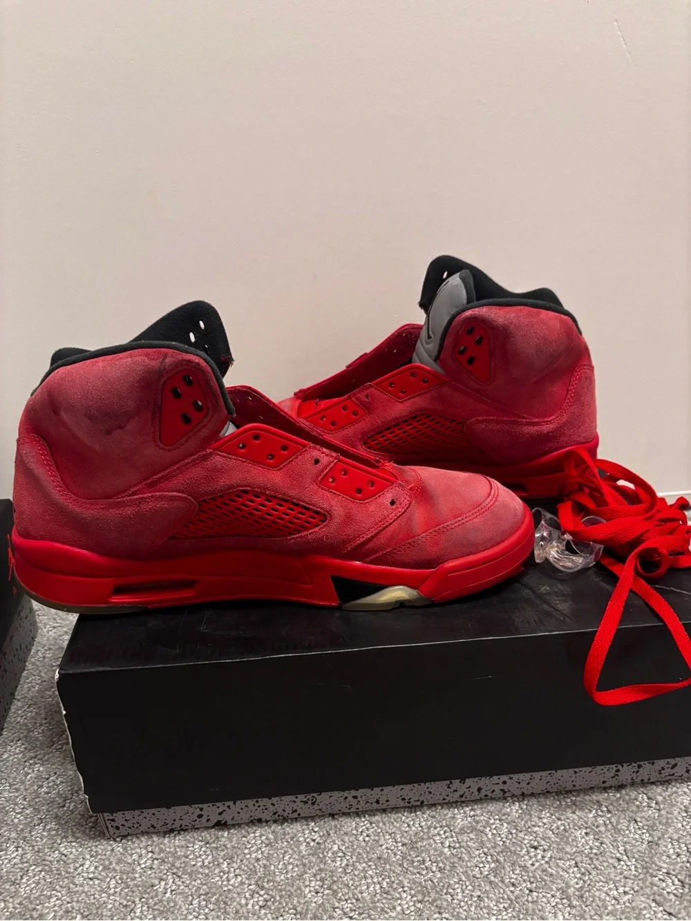 Air Jordan retro 5 men’s “red suede”